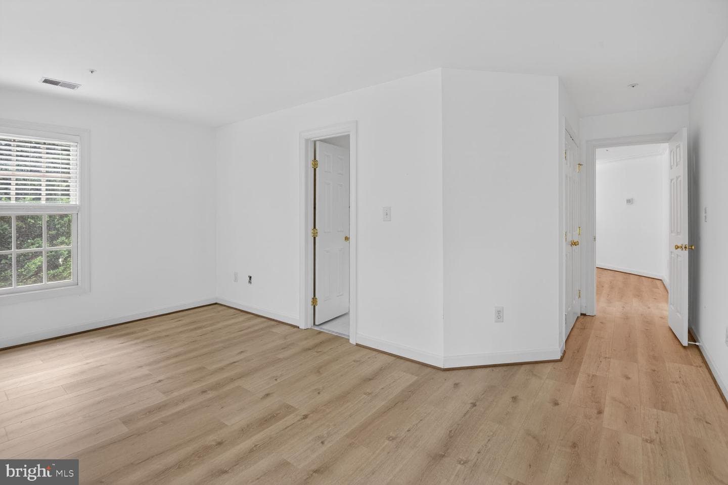 11901 Shakespeare Court photo 40
