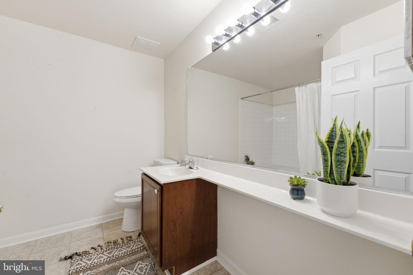 6510 Lake Park Dr # 202 photo 40