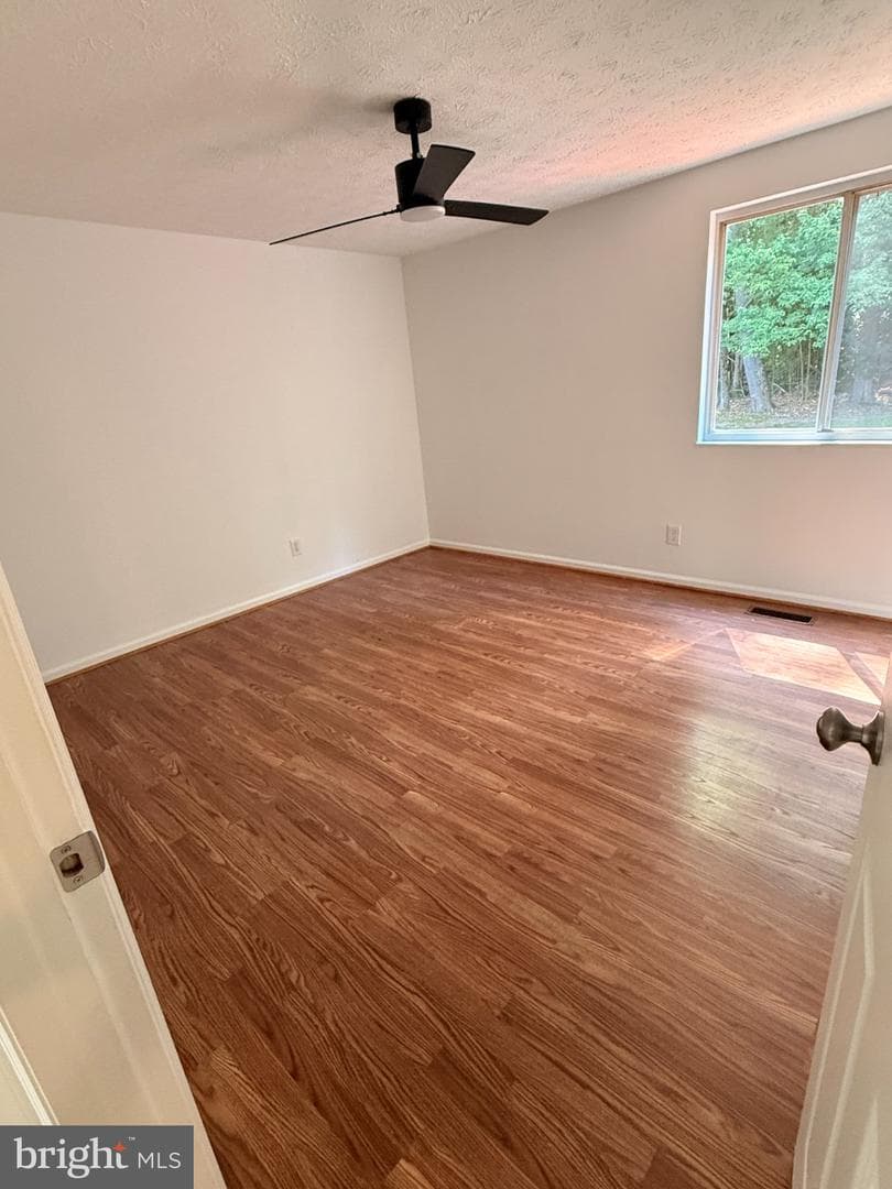 13514 Steeplechase Drive photo 24