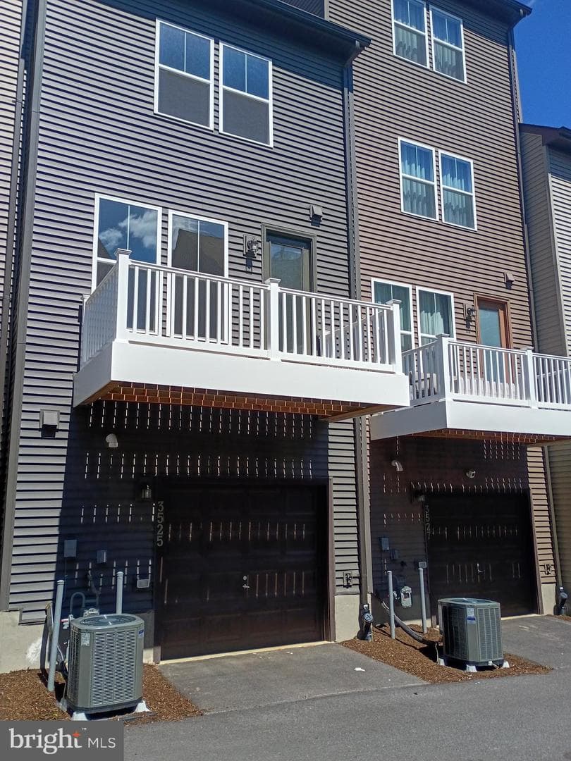 3525 Carnaby Street photo 54