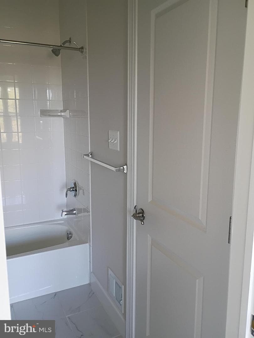 3525 Carnaby Street photo 8