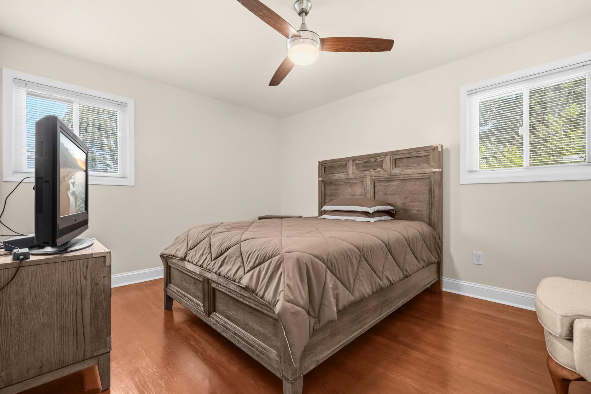 1504 Birchwood Drive photo 11