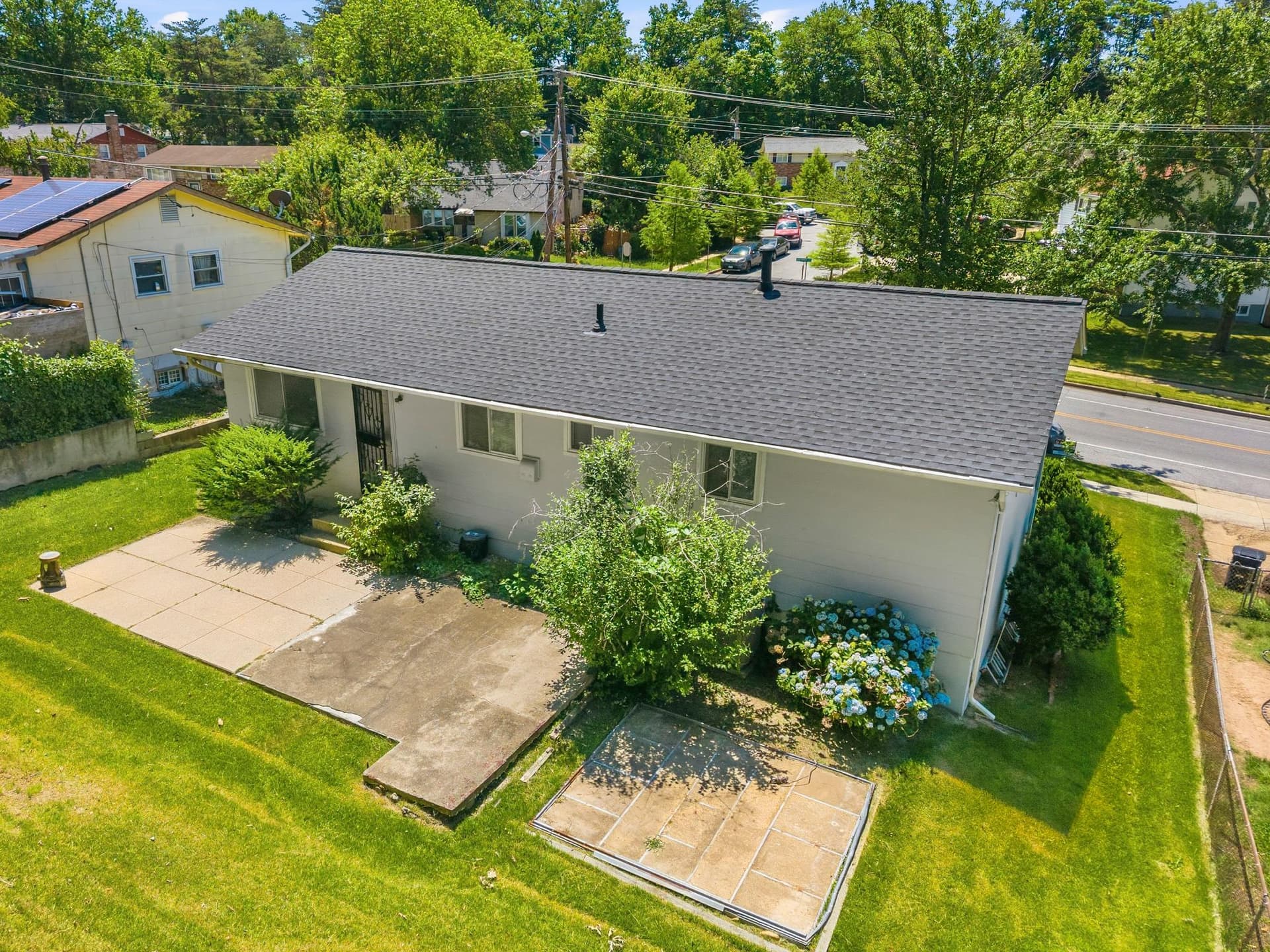 1504 Birchwood Drive photo 24
