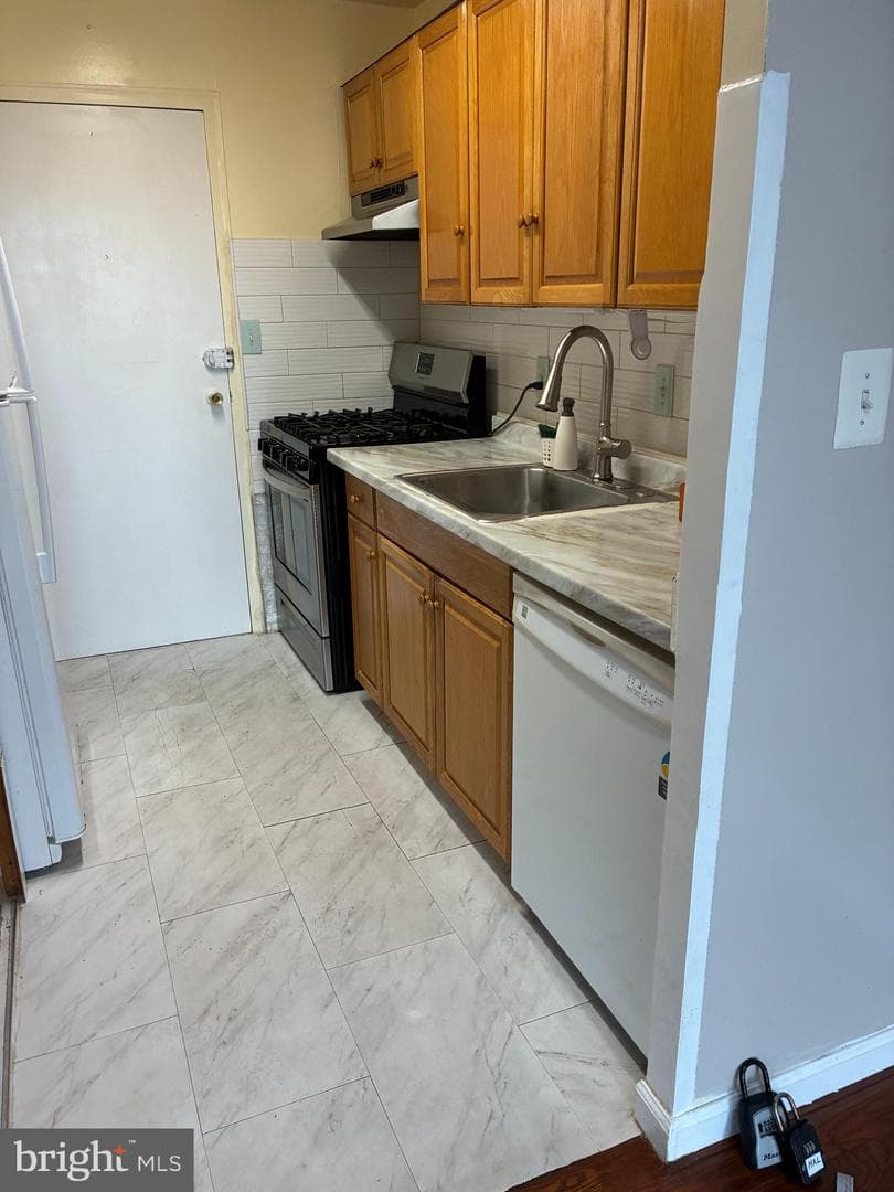 3450 Toledo Ter # 621 photo 5