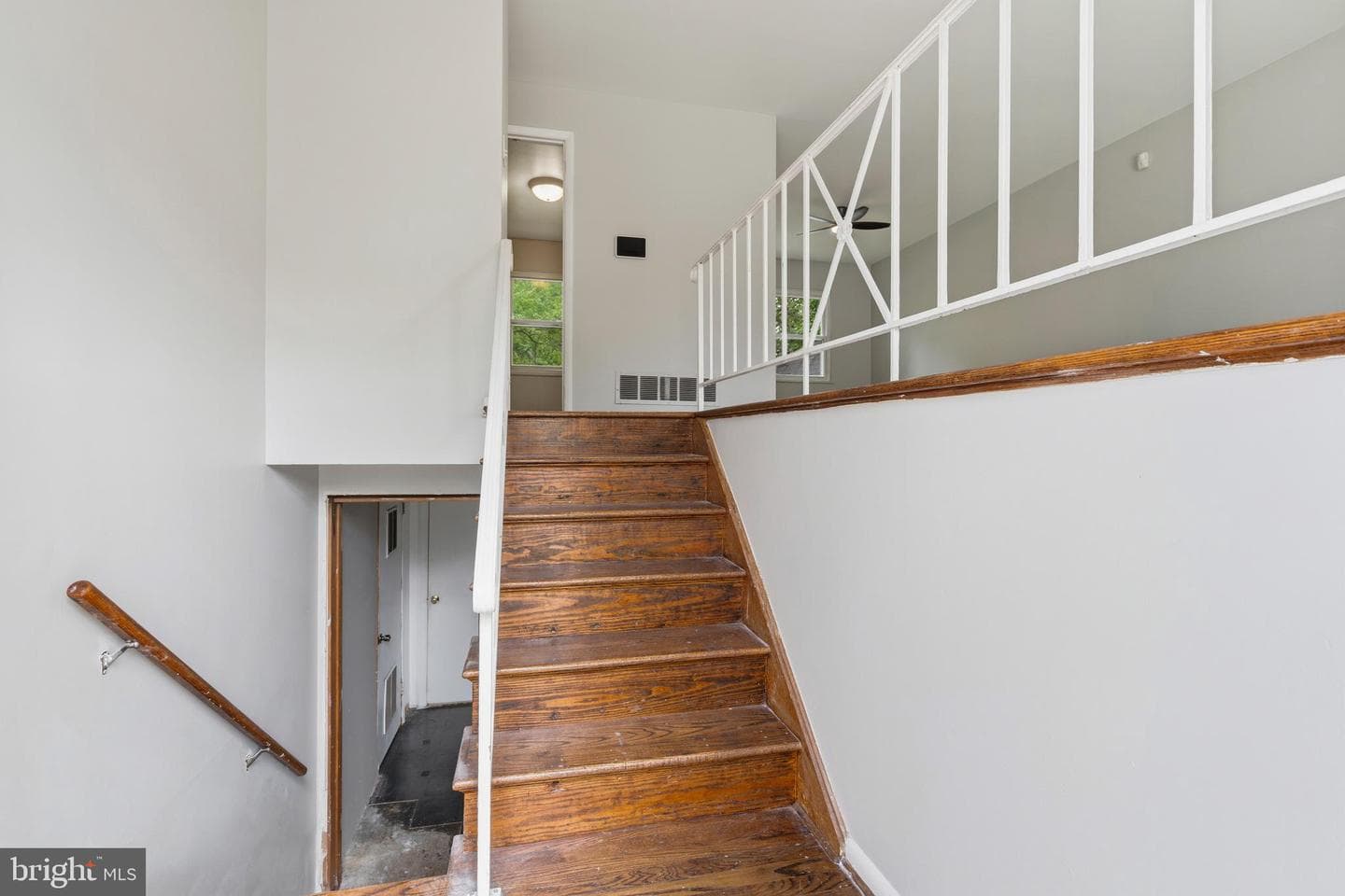 9644 Gwynndale Drive photo 4