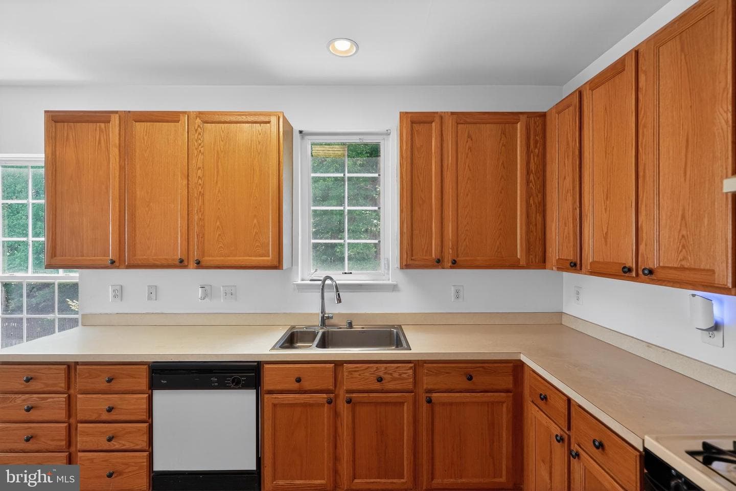 9200 Fox Park Road photo 10
