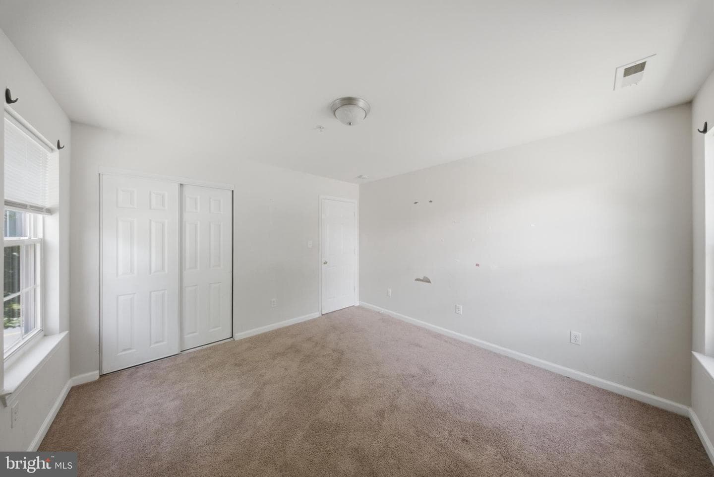 7611 Temple Hill Road photo 17