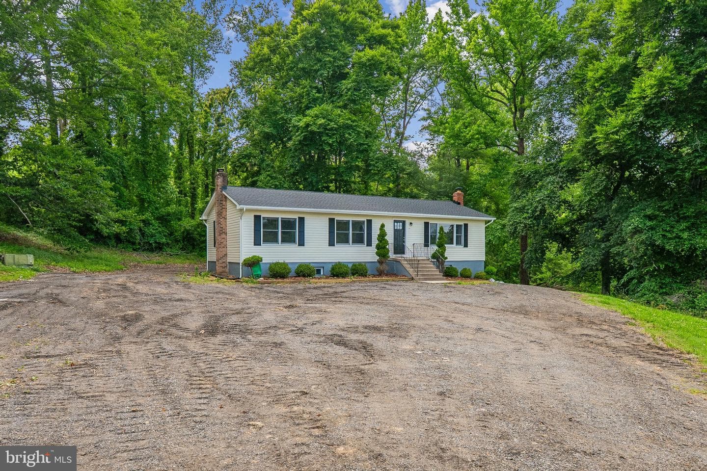 12301 Gallahan Road photo 2
