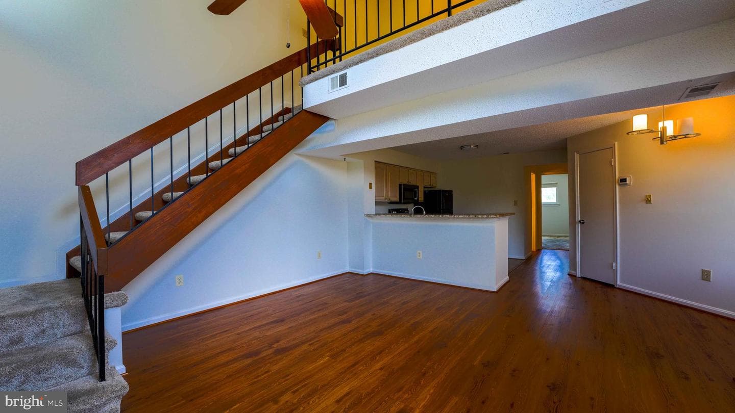 14109 William Street #16-B photo 9