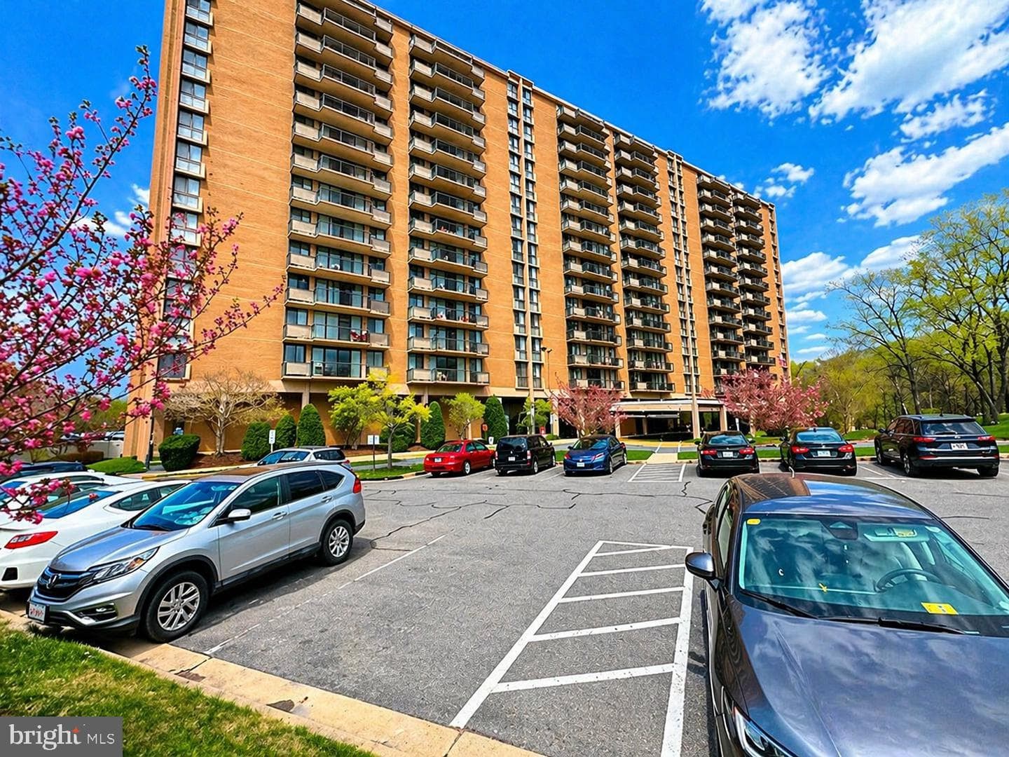 6100 Westchester Park Drive #1517, College Park