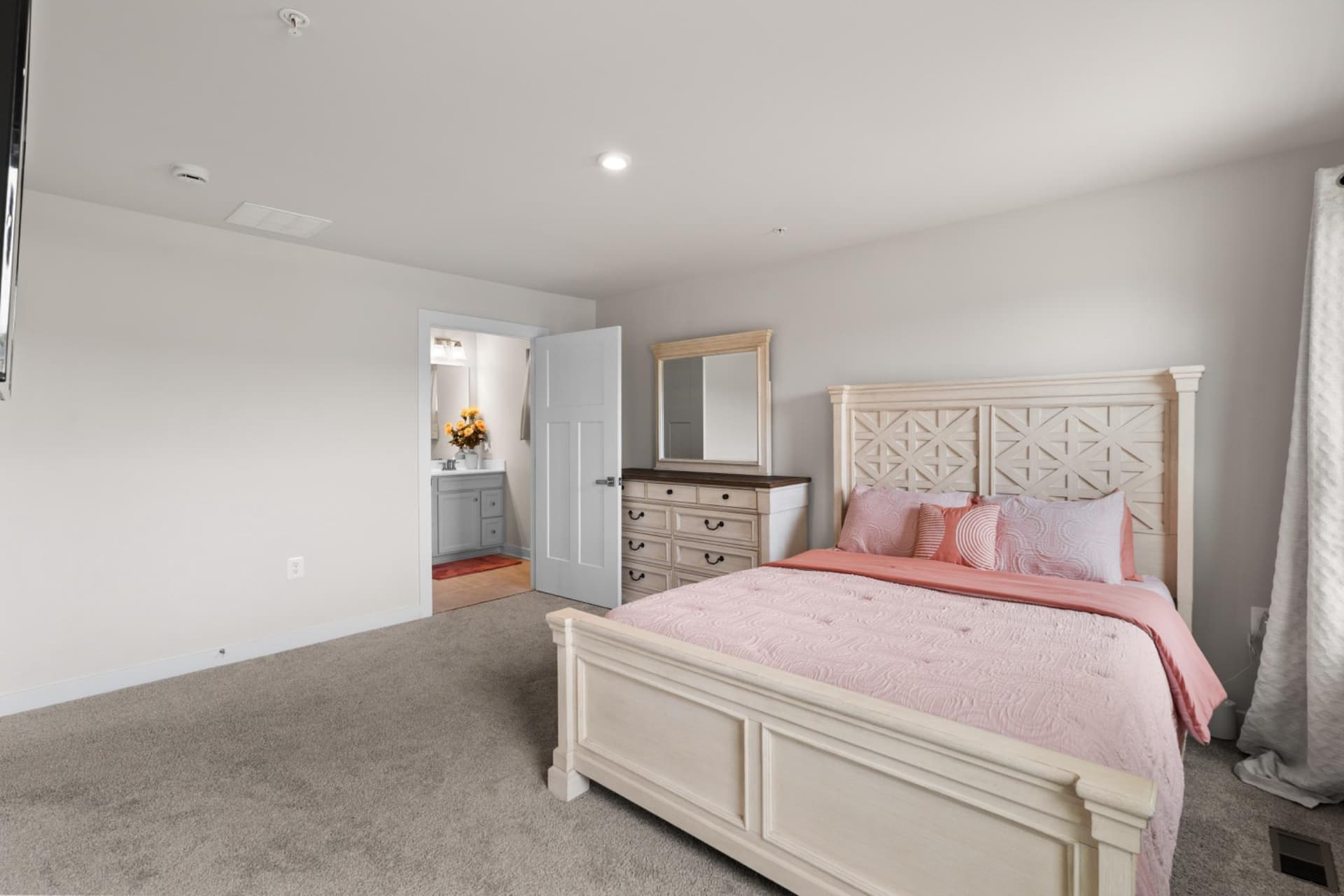 8304 Sage Flower Avenue photo 10