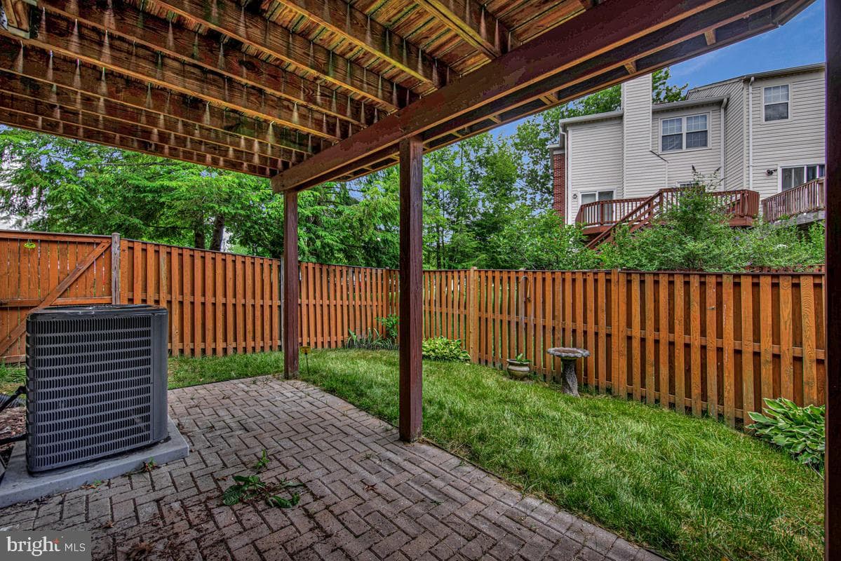 15533 Ebbynside Court photo 39