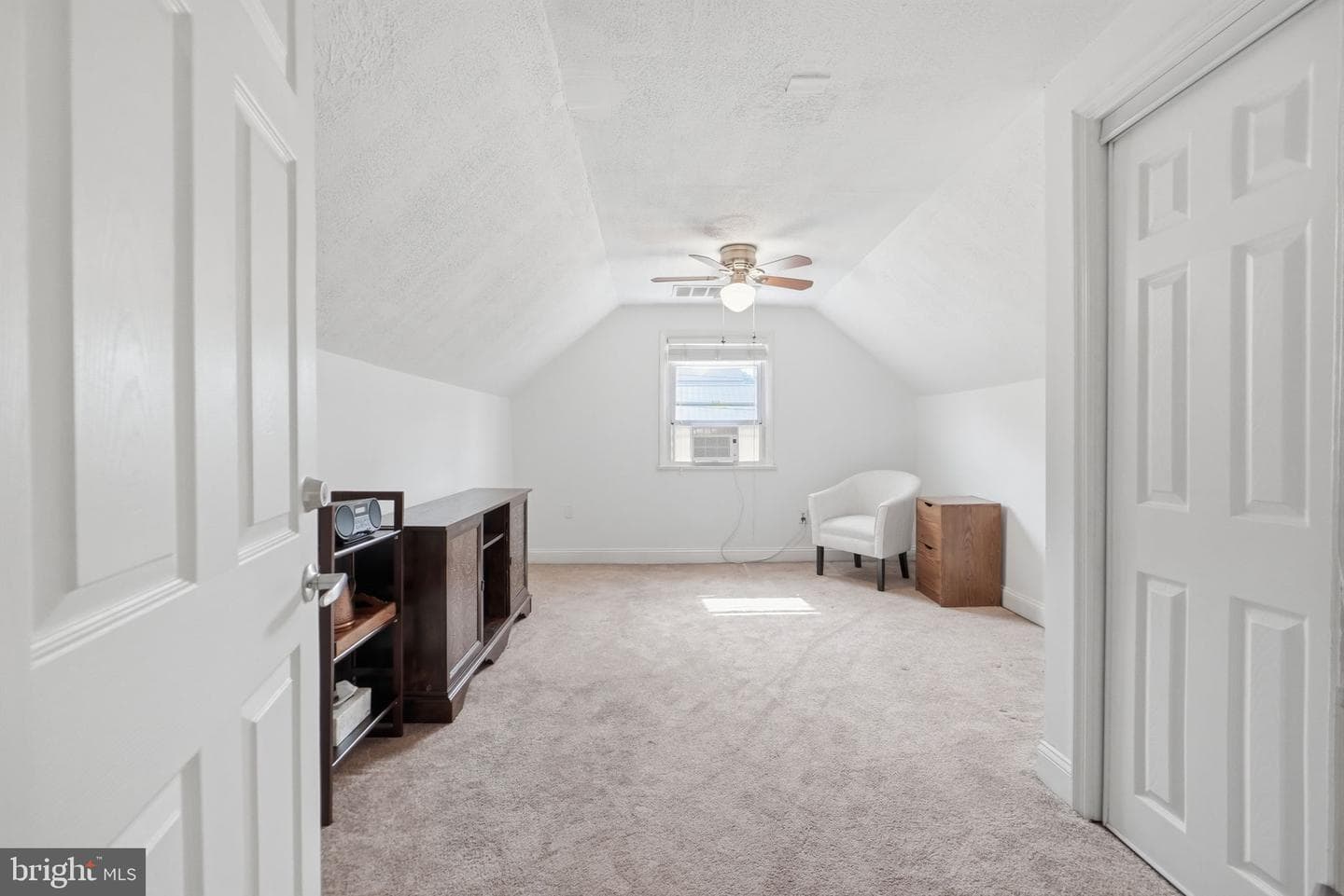 715 Opus Avenue photo 18