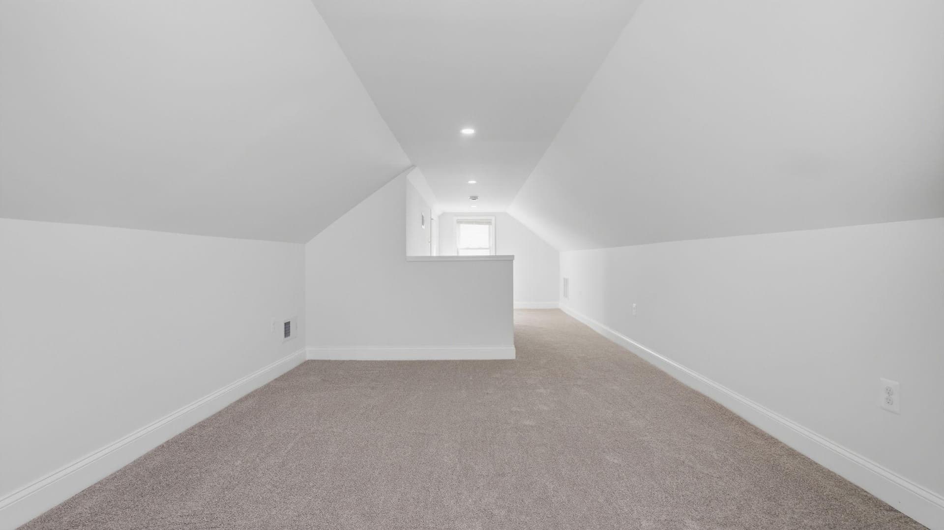 5633 Jamestown Road photo 23
