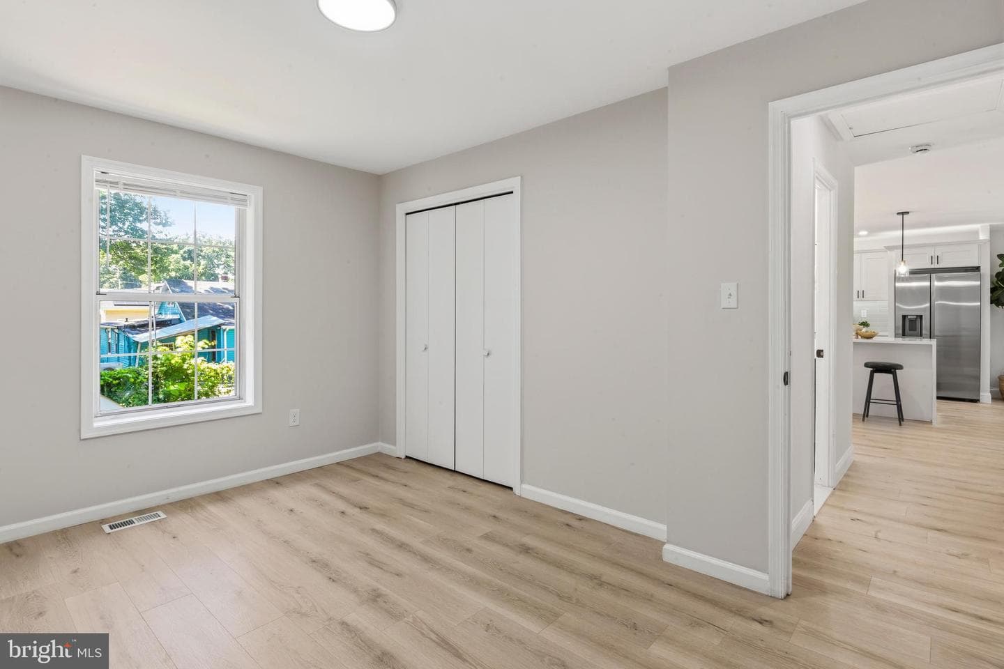 5303 Cumberland Street photo 31
