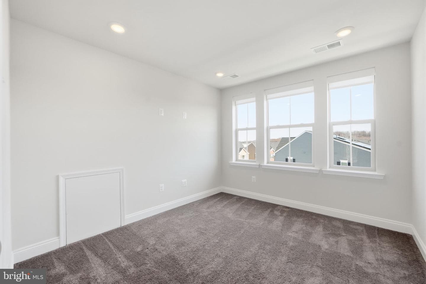 16428 Fife Way photo 38