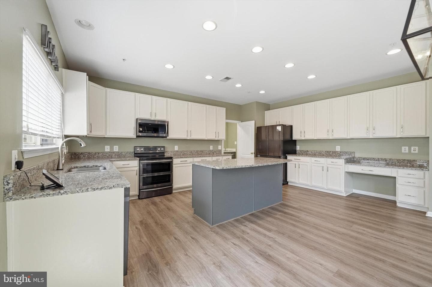 10106 Mike Rd photo 8