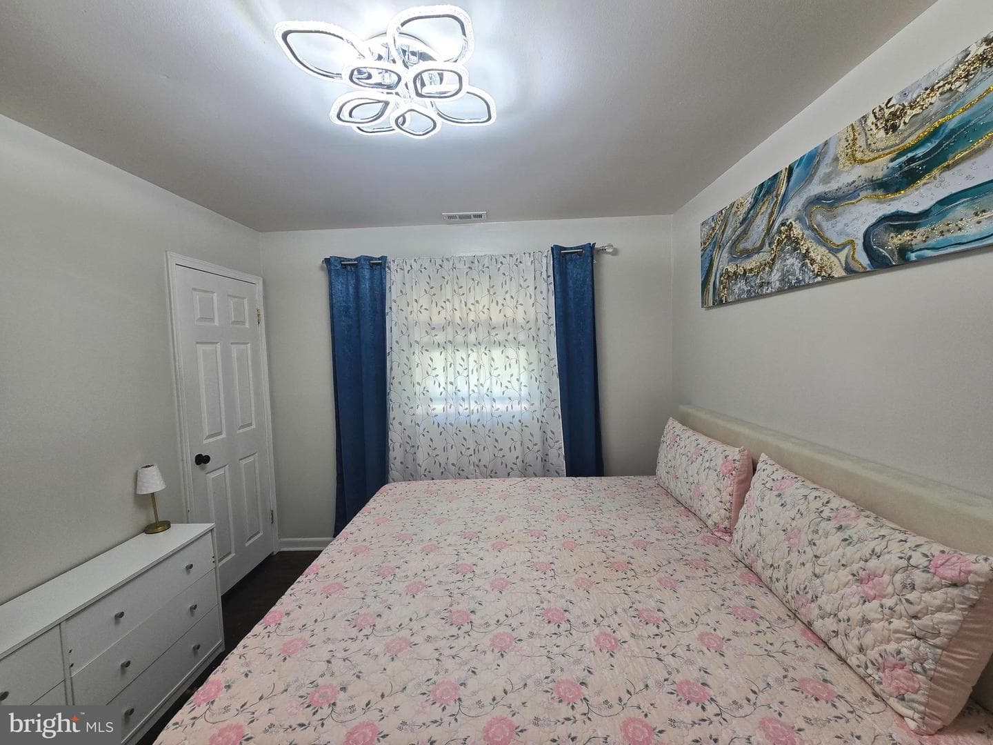 3009 Viceroy Avenue photo 20