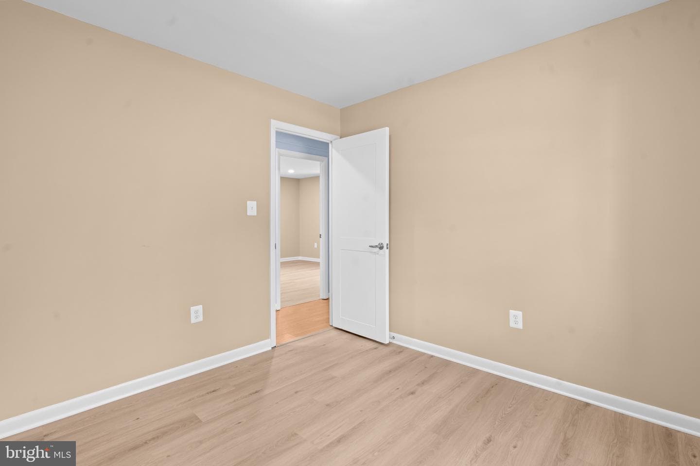 9004 Mill Court photo 20