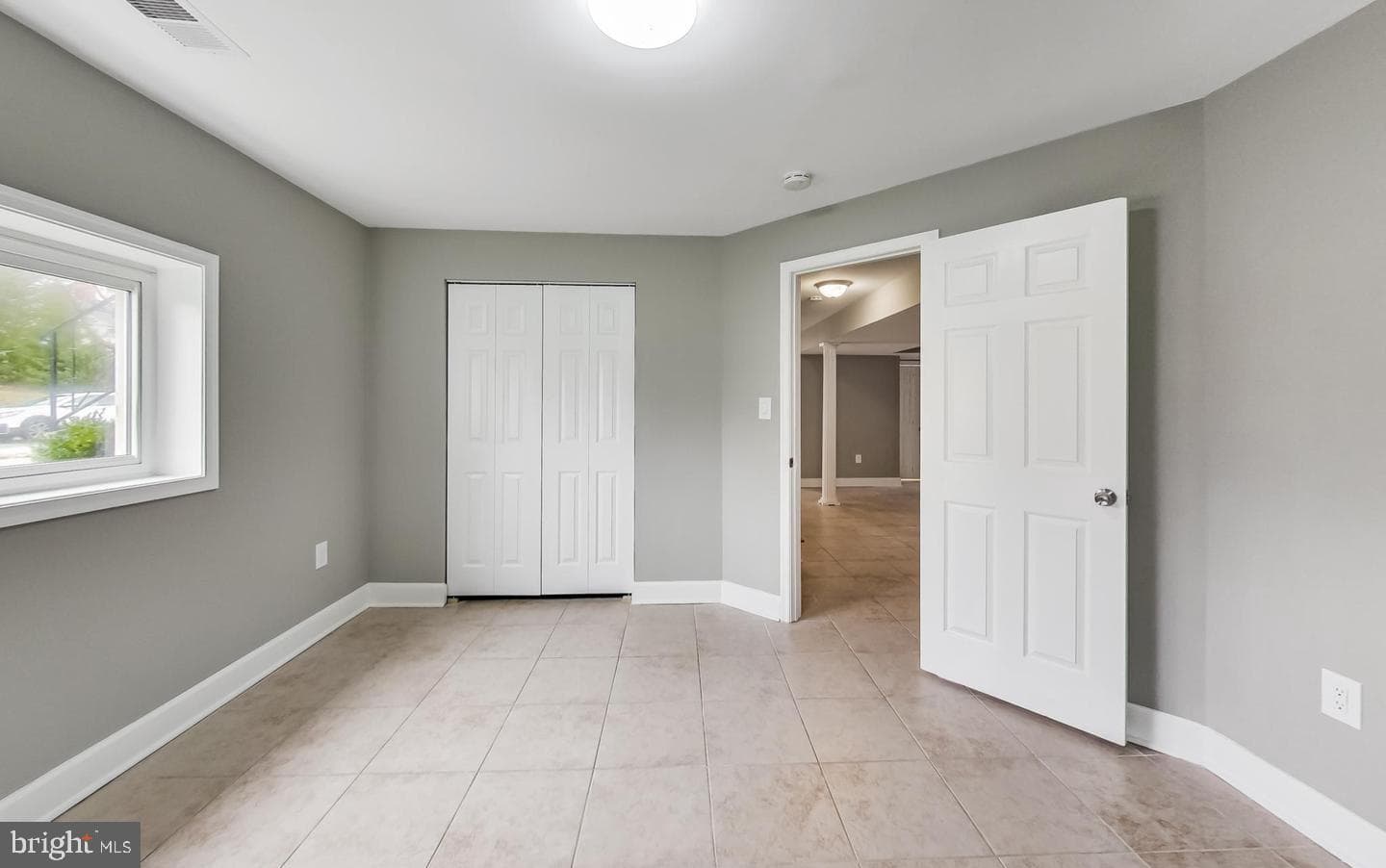 5923 Berwyn Road photo 26