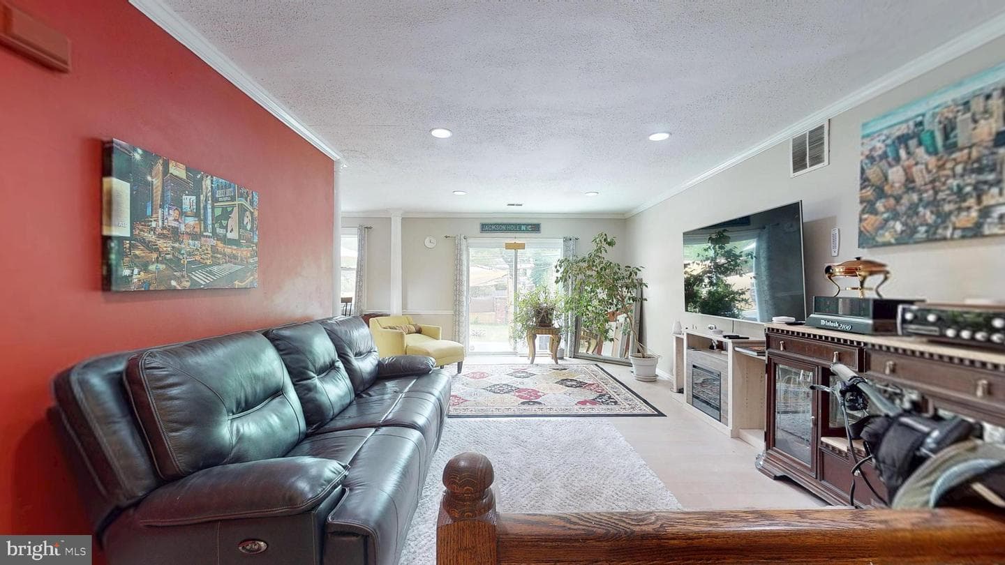 12532 Surrey Circle Drive photo 17