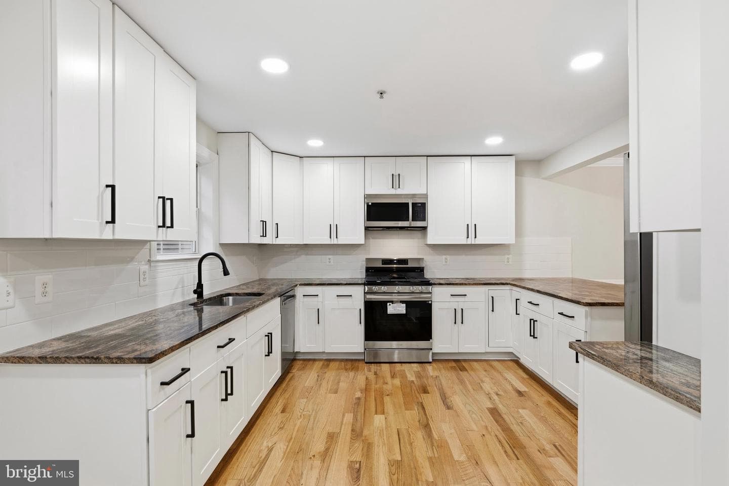 4509 32nd Street photo 17
