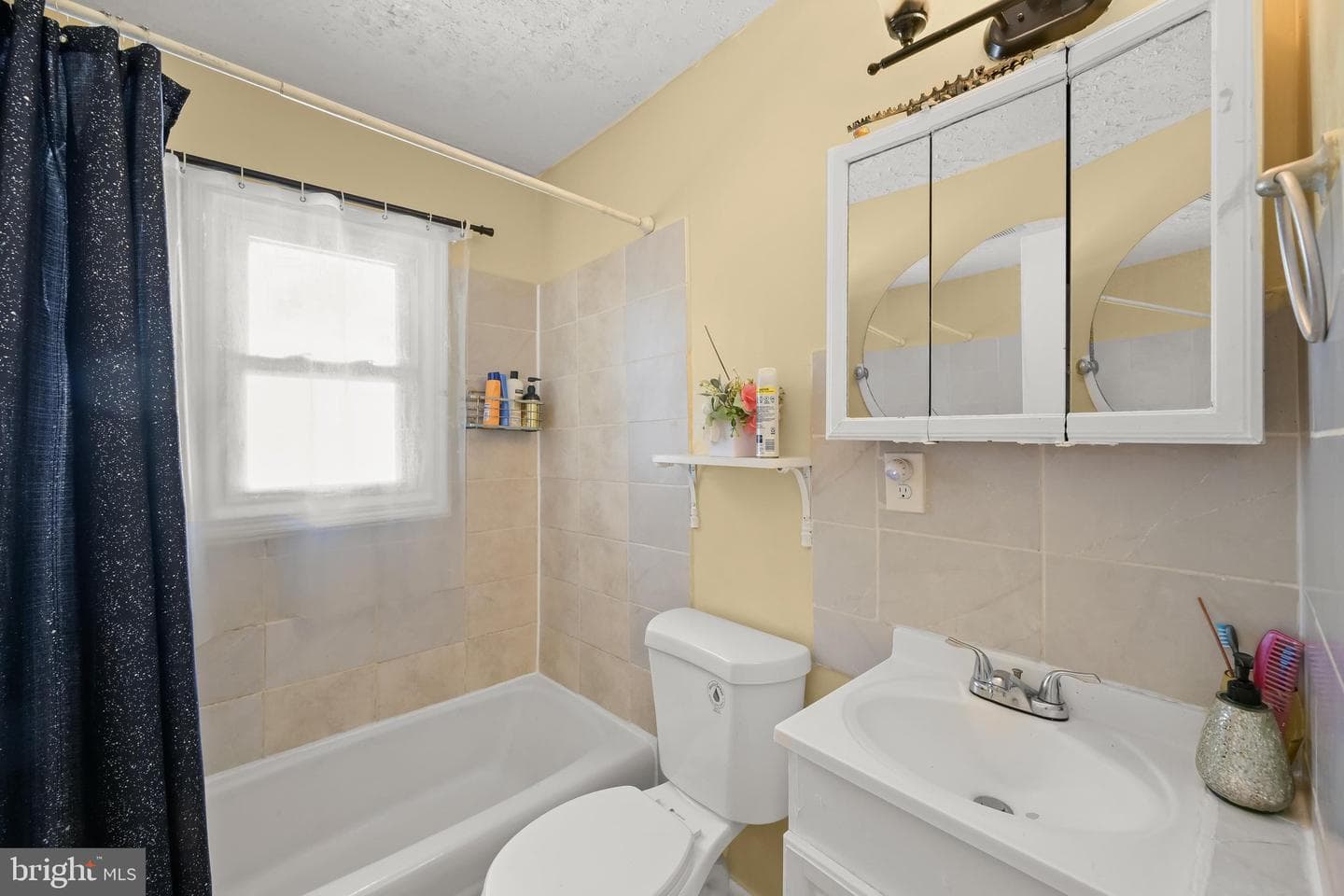 4705 Lincoln Avenue photo 13