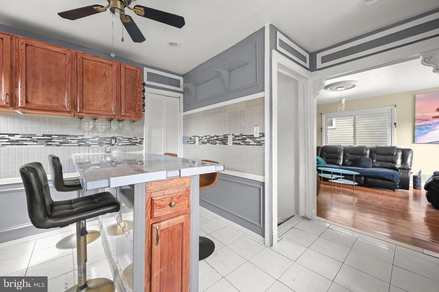 4705 Lincoln Avenue photo 4