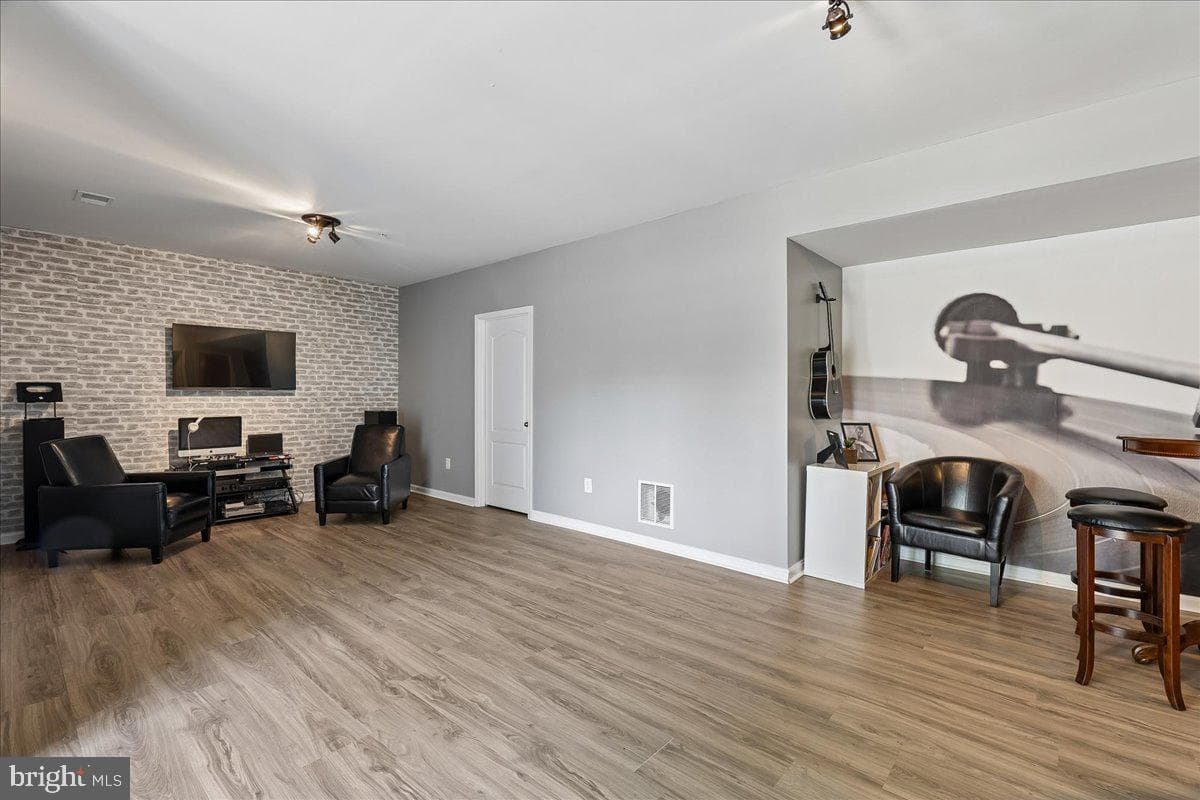 2715 Pumpkin Street photo 35