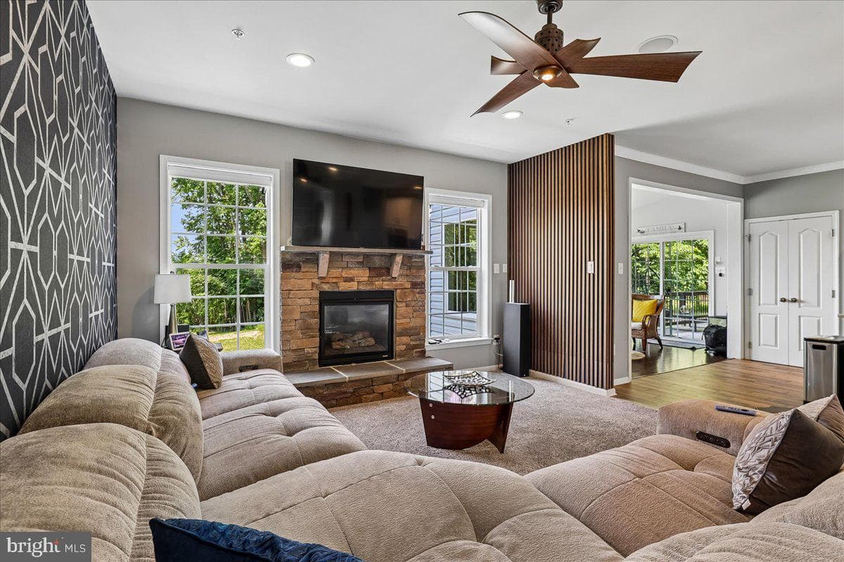 2715 Pumpkin Street photo 5