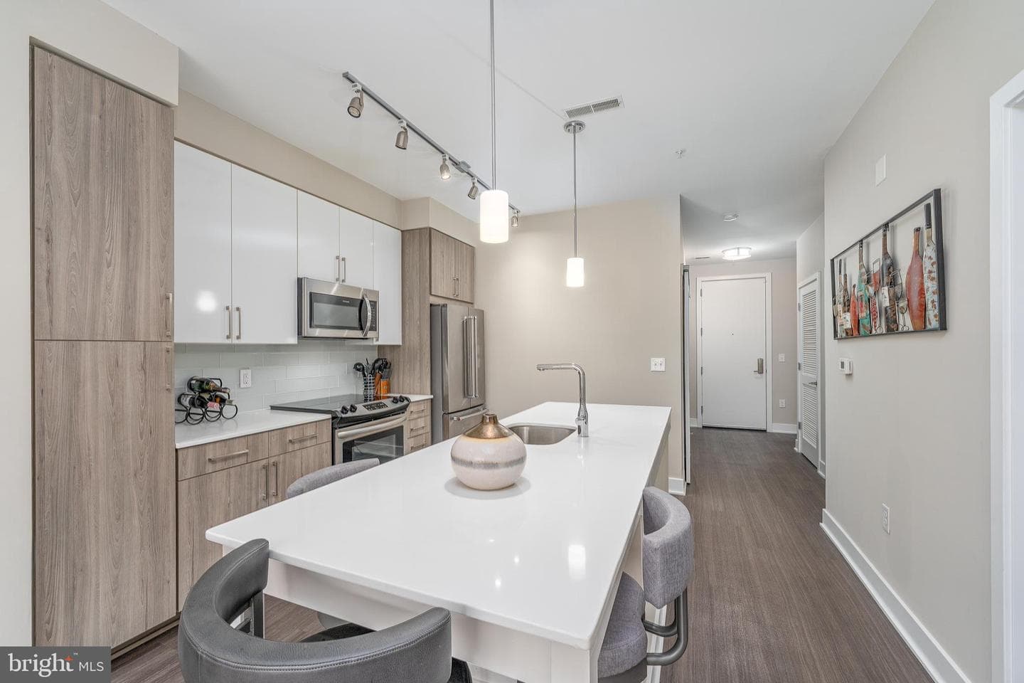 145 Riverhaven Drive #131 photo 4
