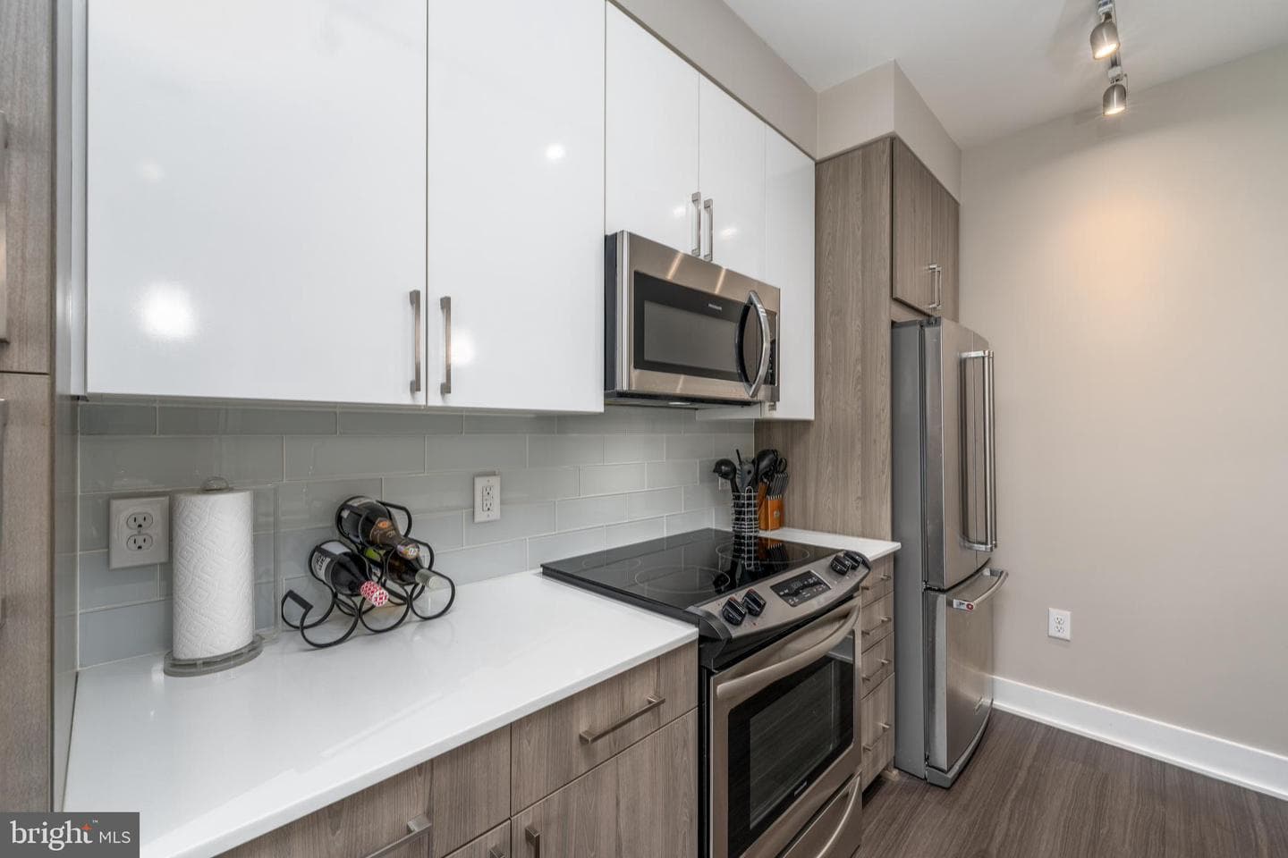 145 Riverhaven Drive #131 photo 6