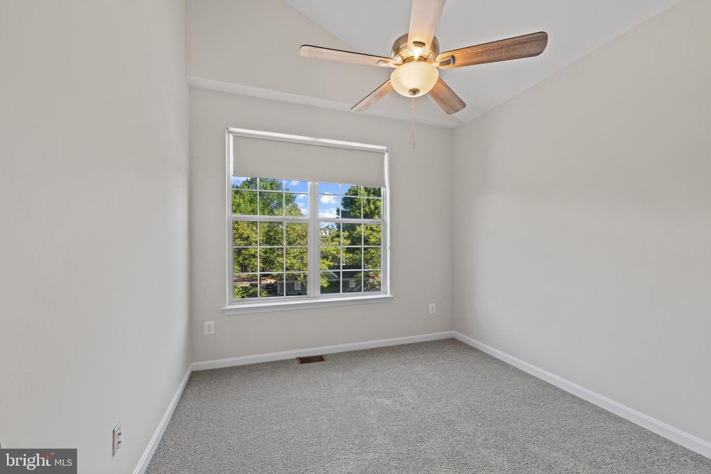 14707 Hampshire Hall Court #204 photo 26