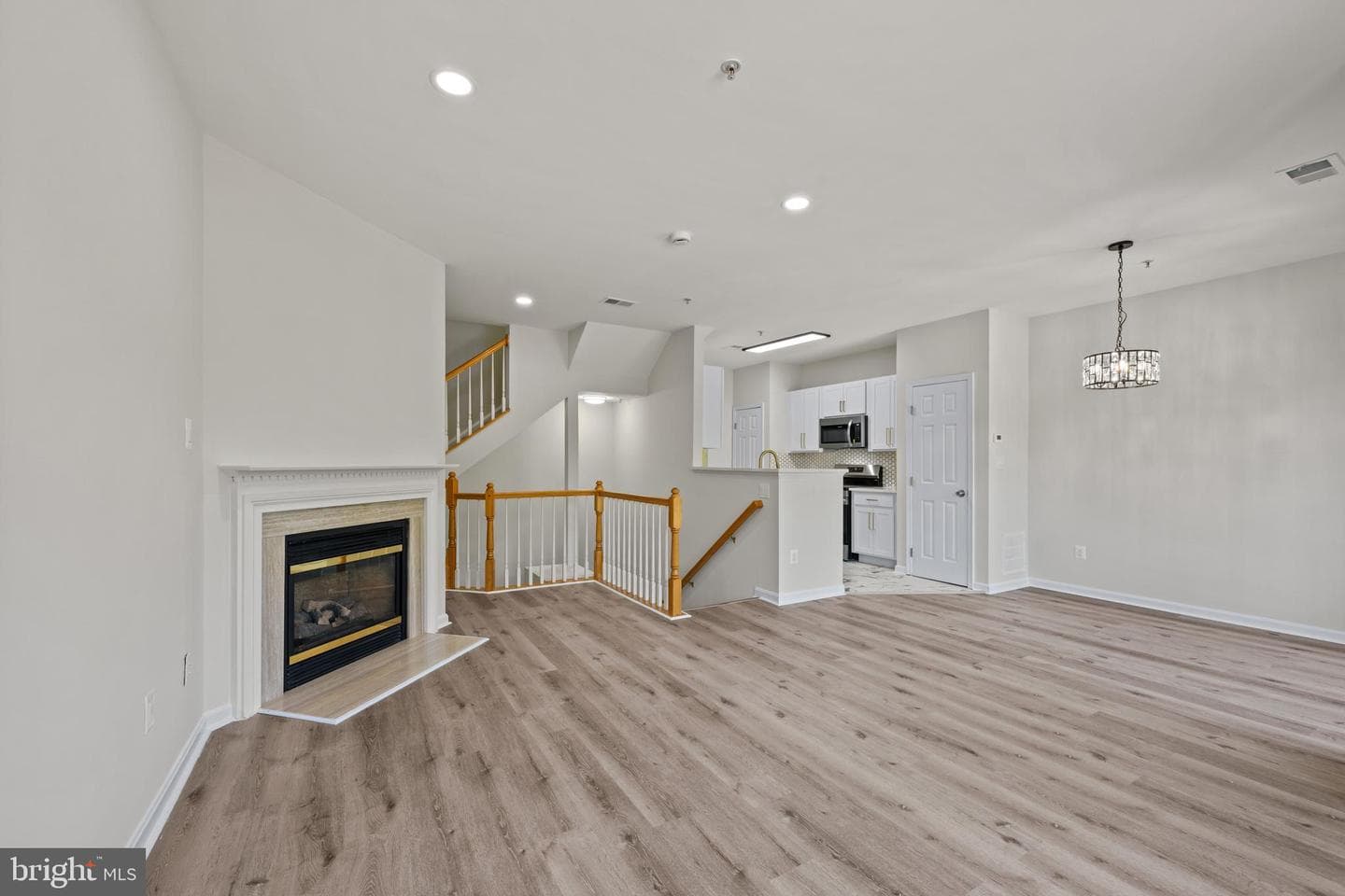 14707 Hampshire Hall Court #204 photo 8