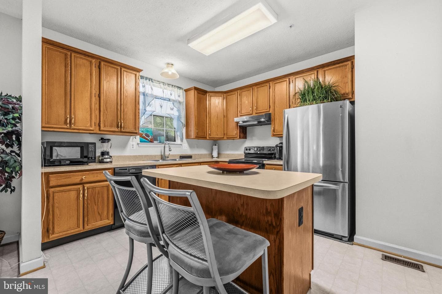 2906 Argentina Place photo 13