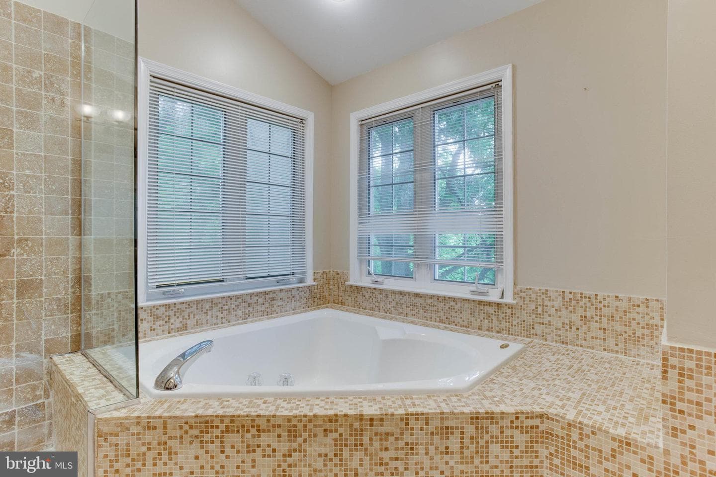 14709 Jovial Court photo 34