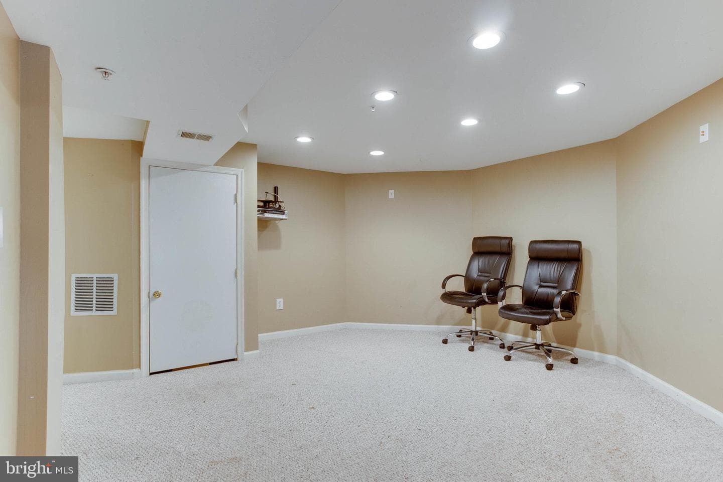 14709 Jovial Court photo 46