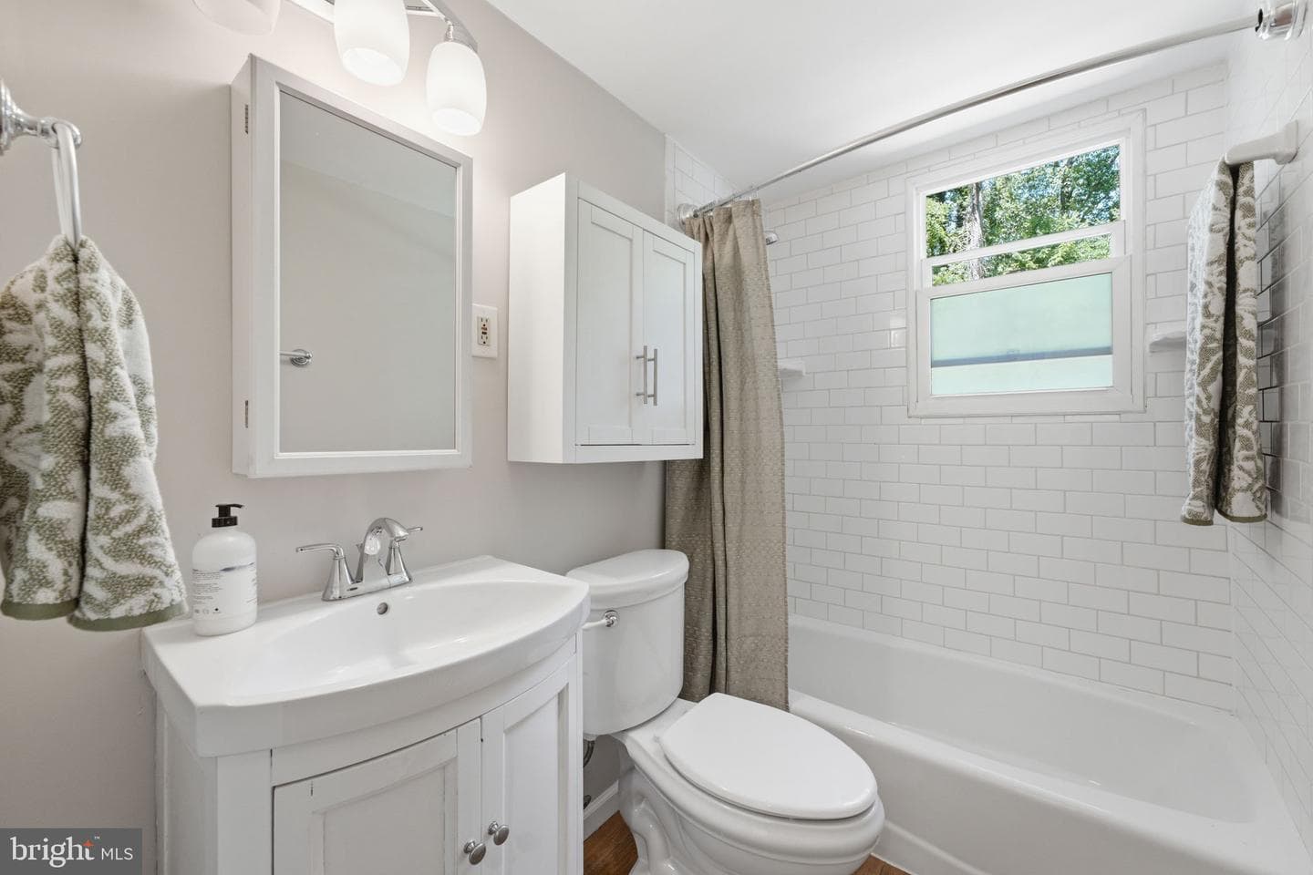 3500 Belleview photo 23