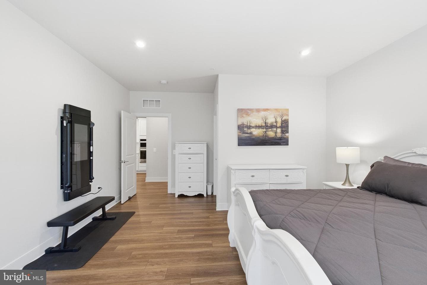 100 Saint Ives Place #108 photo 19