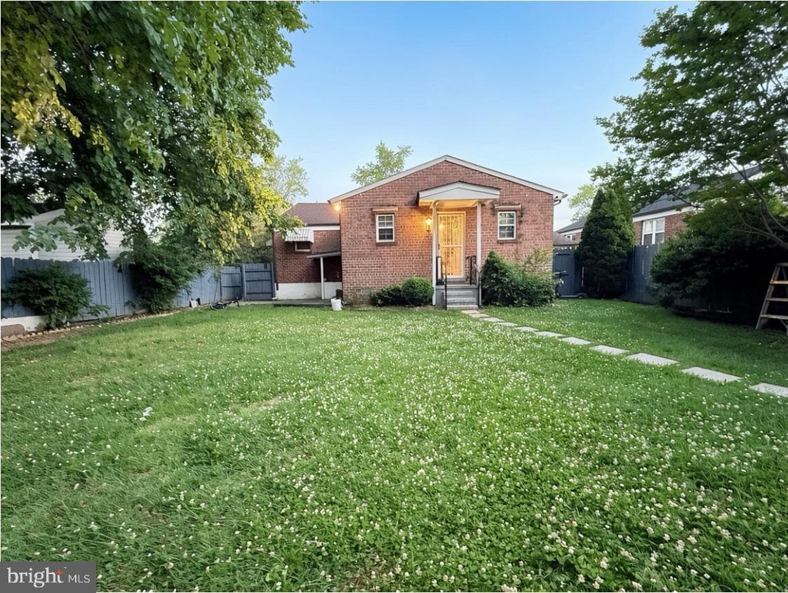 2420 Hannon Street photo 17