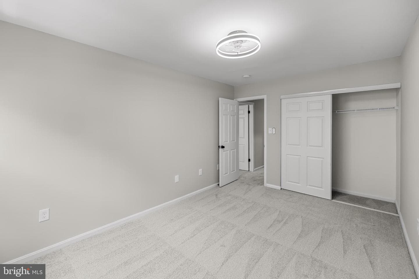 6947 Mayfair Terrace photo 35
