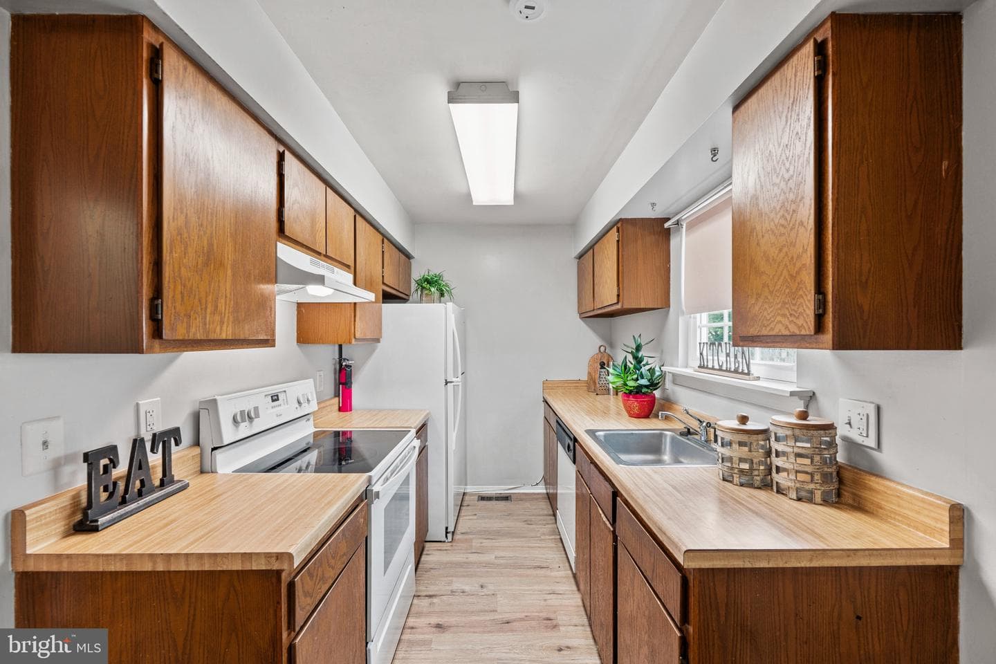7032 Marbury Court photo 11