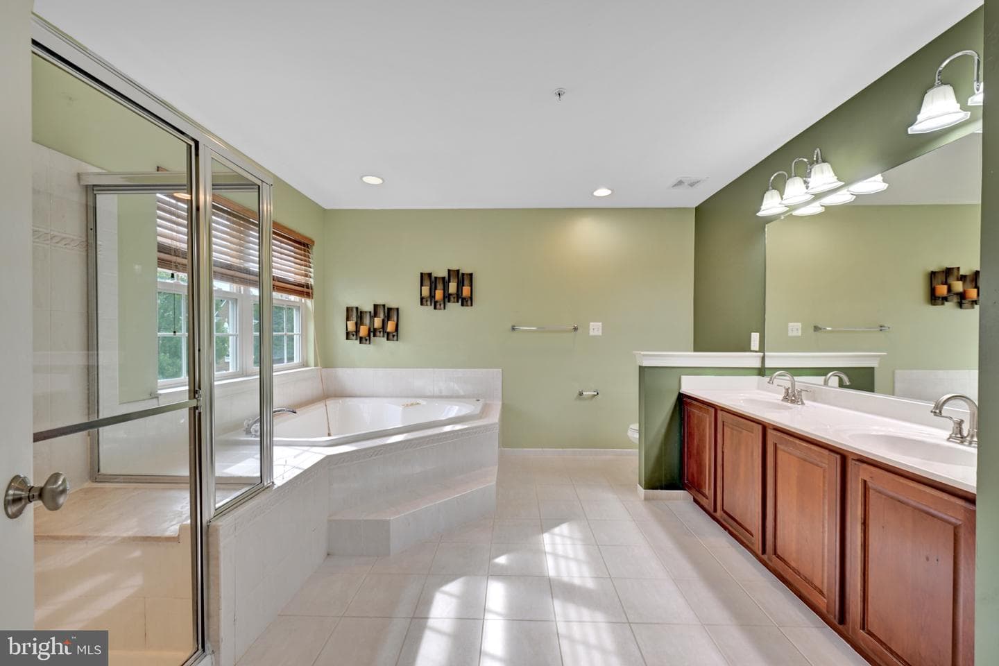 12401 Nathan Court photo 44