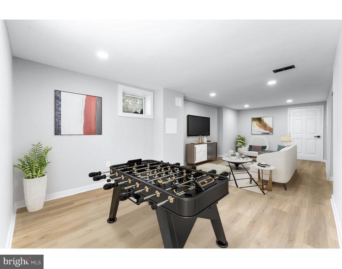 722 Sheridan Street photo 38