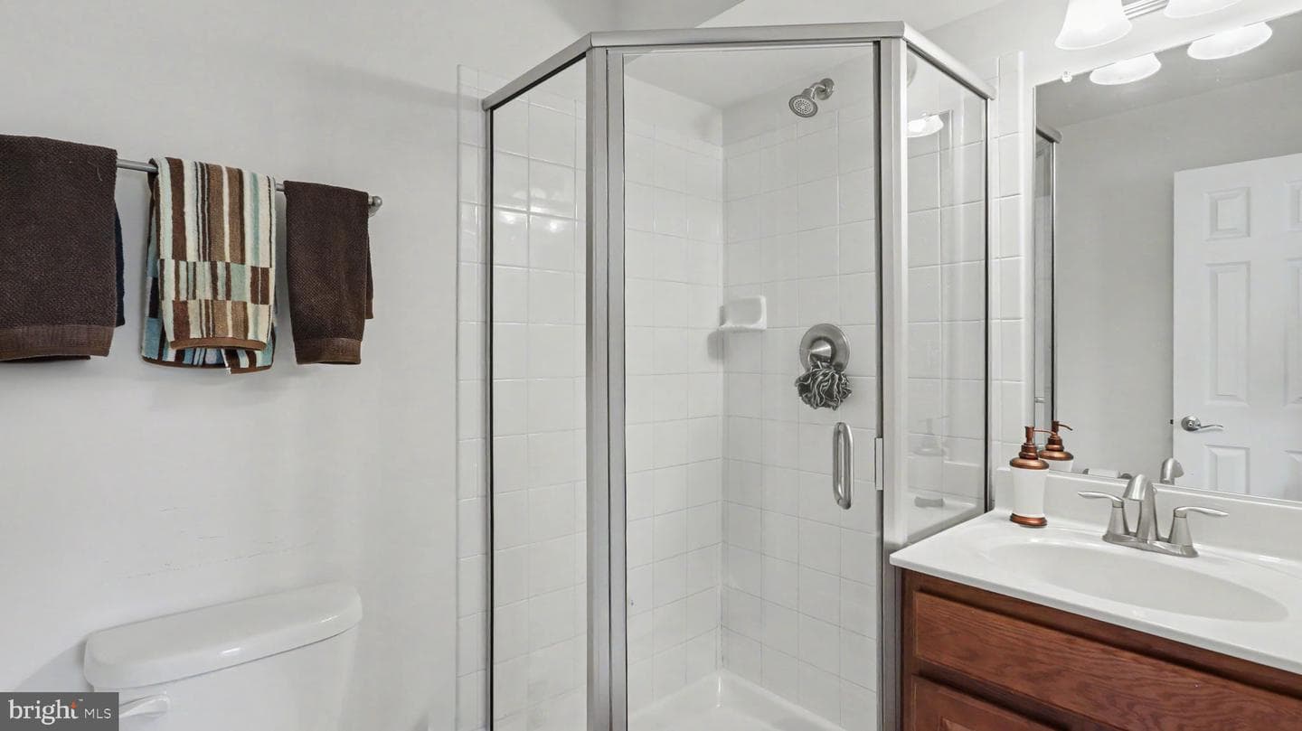 2700 Weary Creek Court photo 34