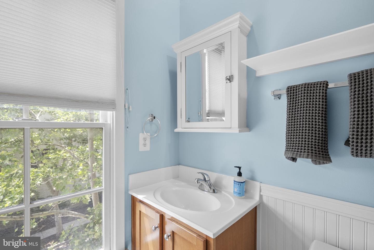 5601 44th Avenue photo 35