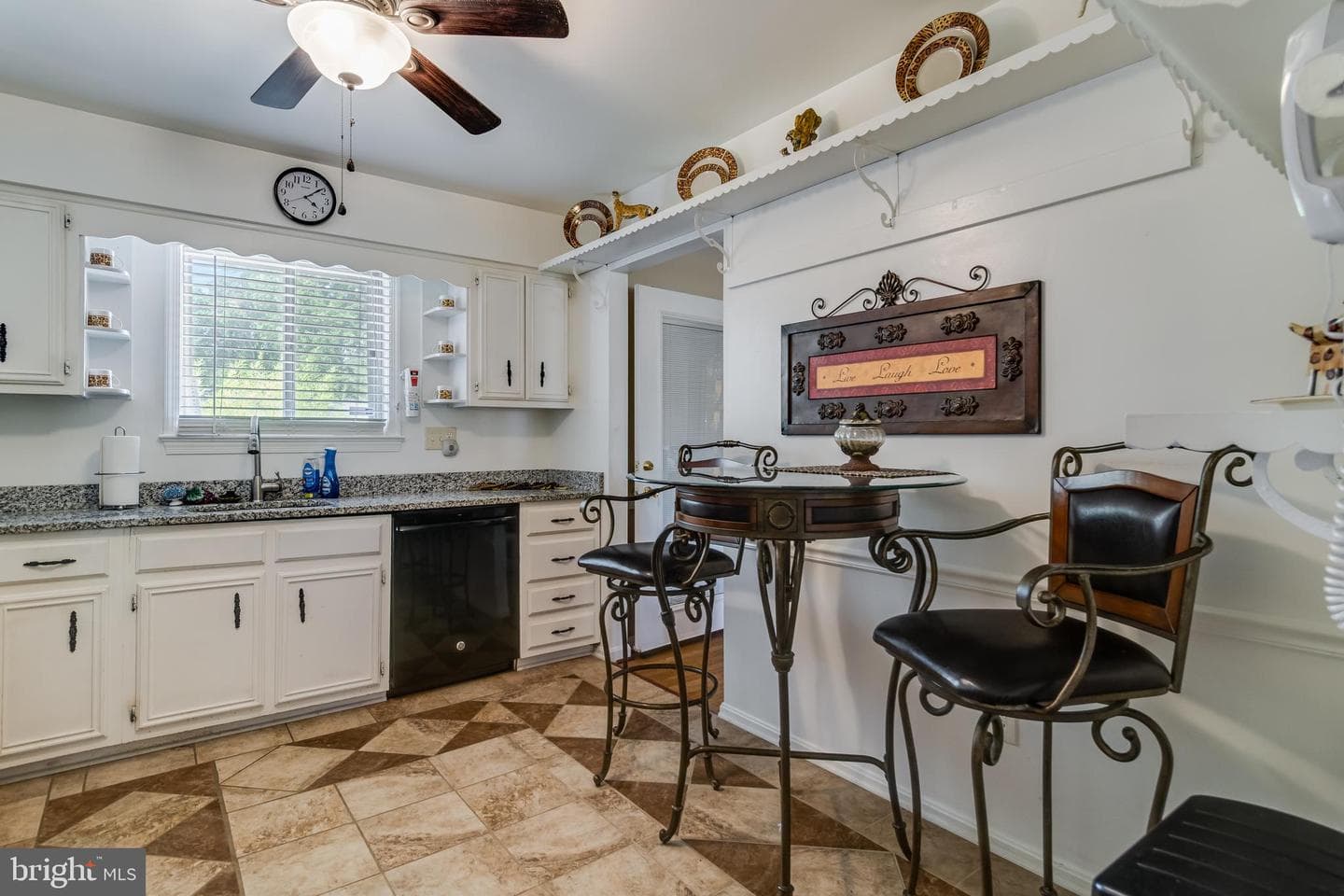 12817 Peace Drive photo 4