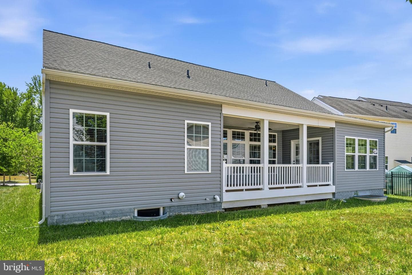 9411 Piaffe Circle photo 28