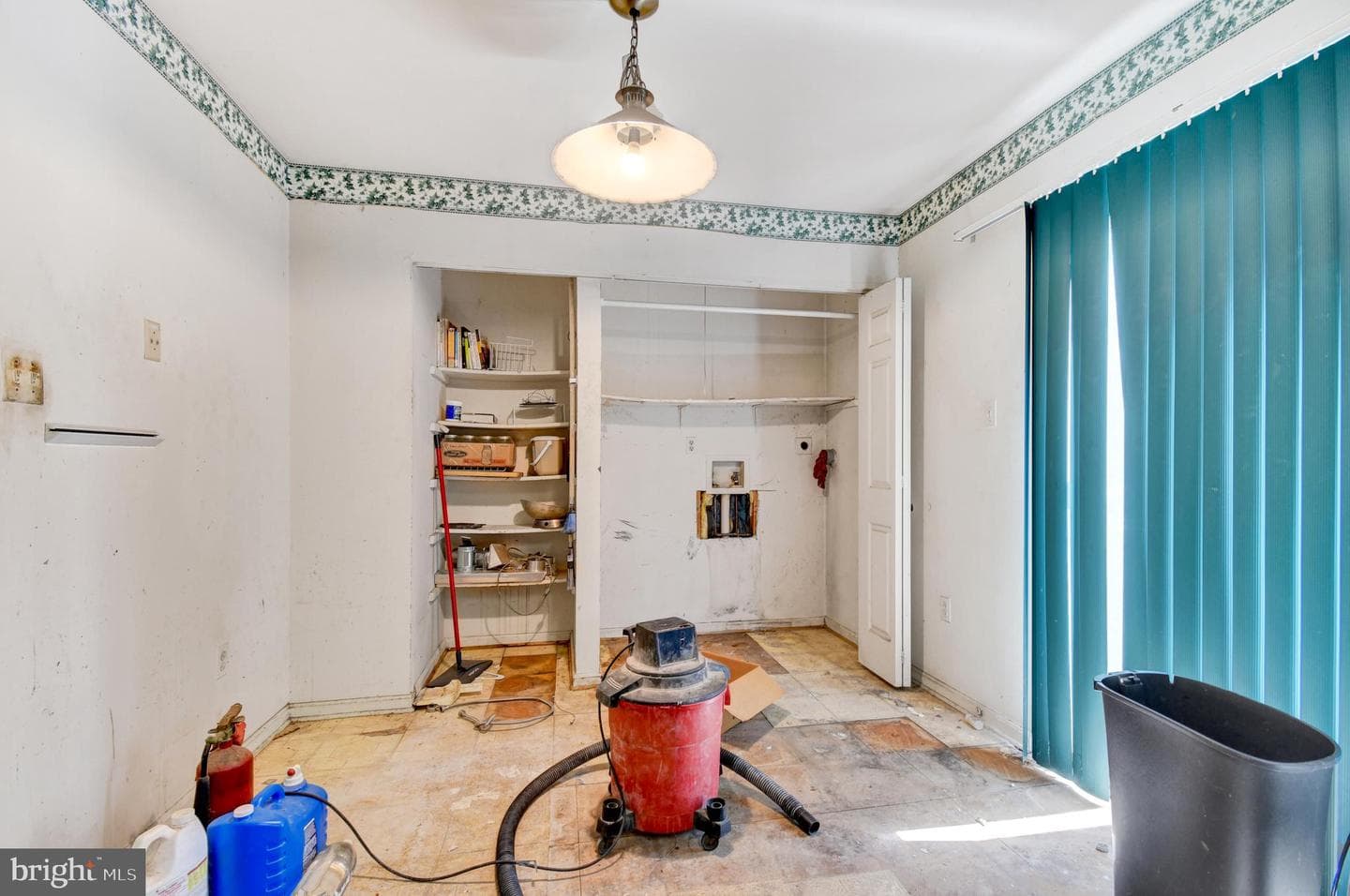 7111 Forbes Boulevard photo 12
