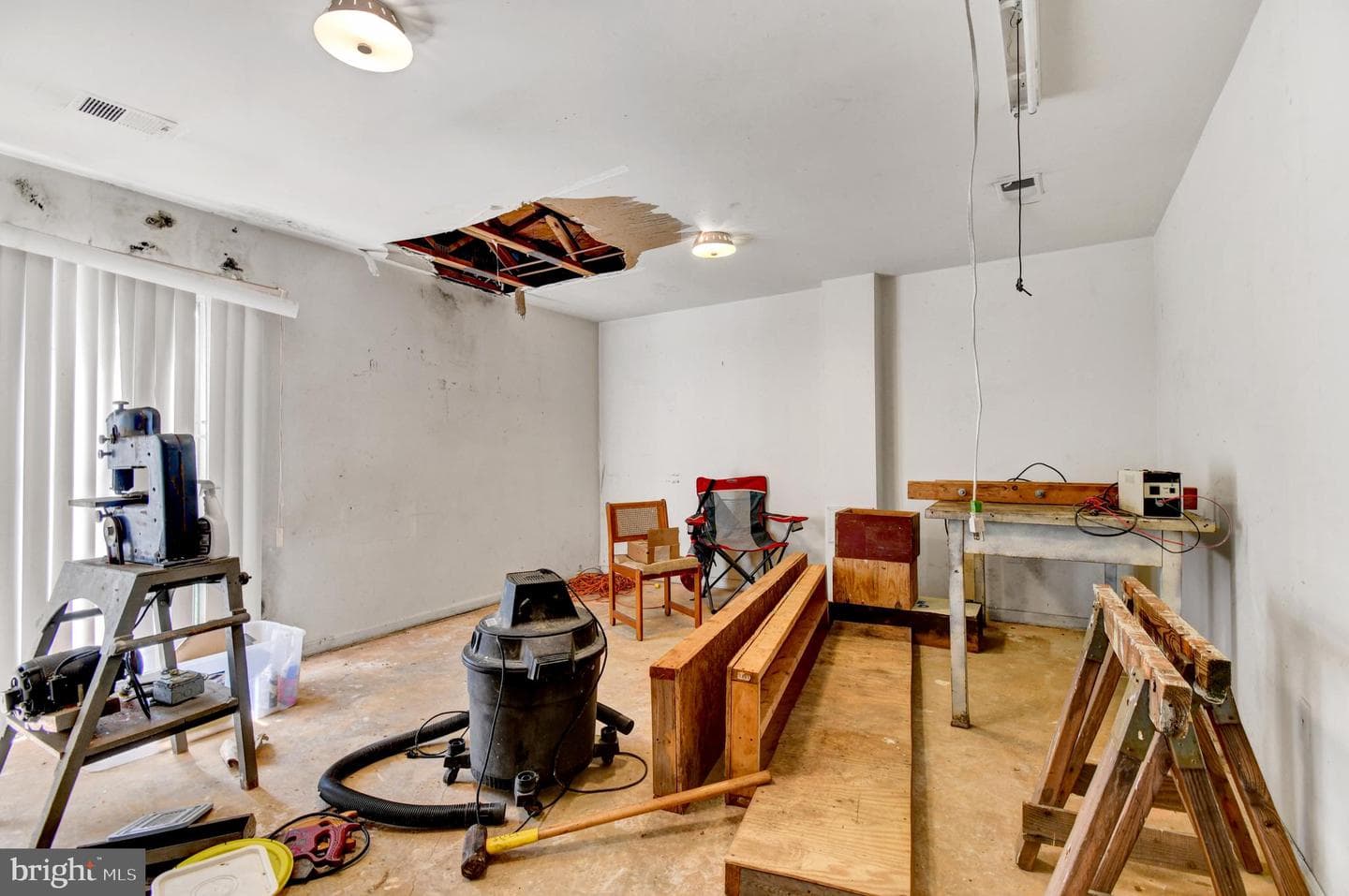 7111 Forbes Boulevard photo 24